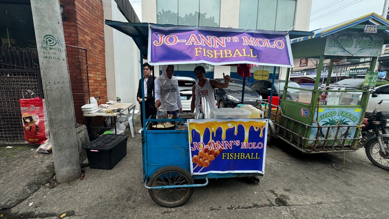 Joanne’s fishball stall in Molo. Jeeves de Veyra