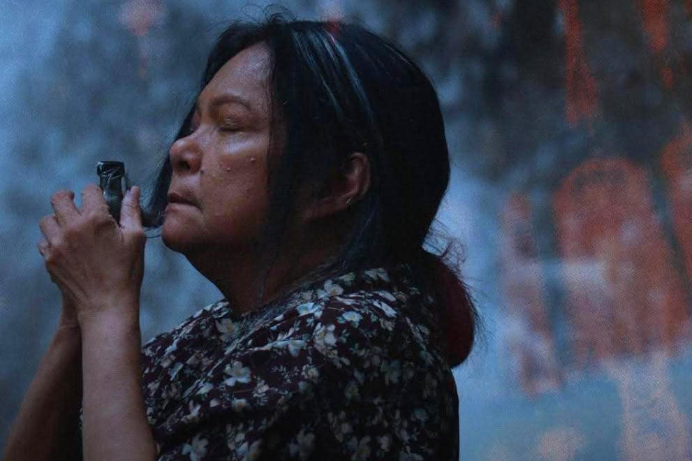 Nora Aunor in 'Mananambal'